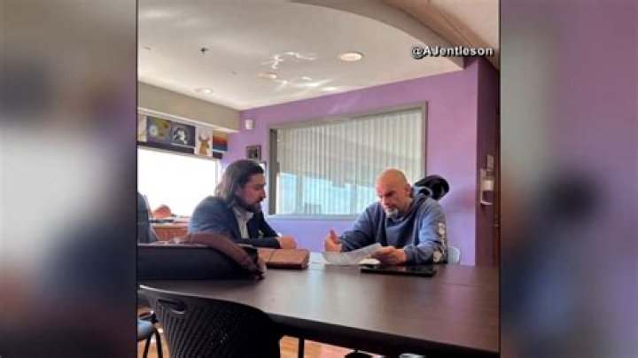 Fetterman working from hospital, meets with staff to discuss Senate business