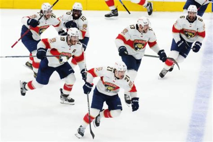
Florida Panthers |	Dave Hyde: Unidentical twins Heat and Panthers share a moment like no other	