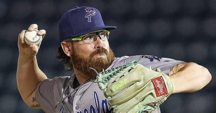 	Former Marlins minor leaguer Matt Pobereyko dies at 31	