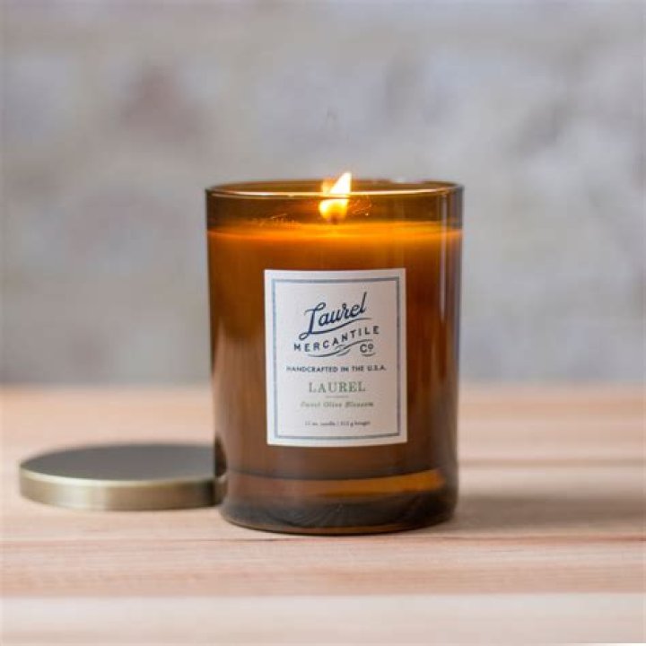 Four Square 4 oz. Candle
– Laurel Mercantile
