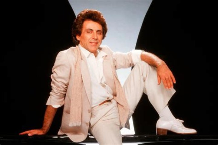 Frankie Valli Biography
