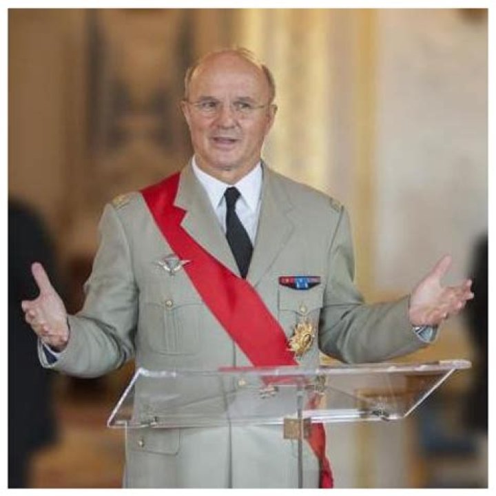 Général Georgelin Homosexual