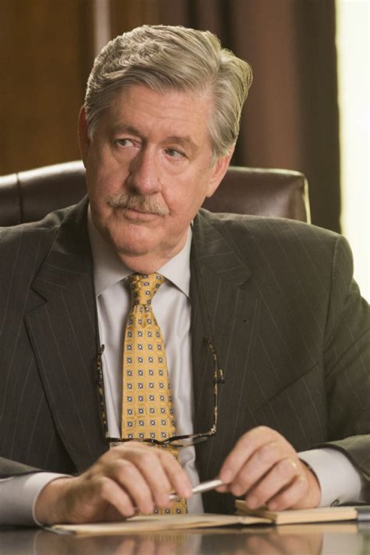 	‘Gilmore Girls’ actor Edward Herrmann dies at 71	