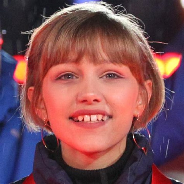 Grace VanderWaal - Bio, Net Worth, Height