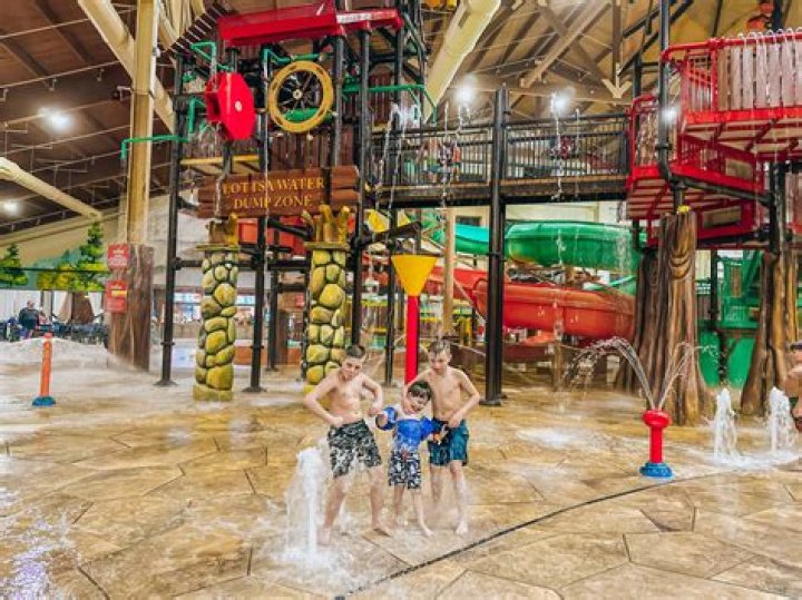 	Great Wolf Lodge resort with indoor water park may come to South Florida	