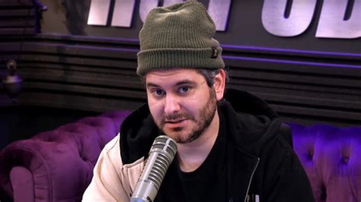 H3H3's Ethan Klein hits out at YouTube for demonetizing Papa John podcast