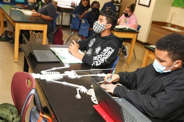 Hapeville Middle School 8th Grade Campus - College Park