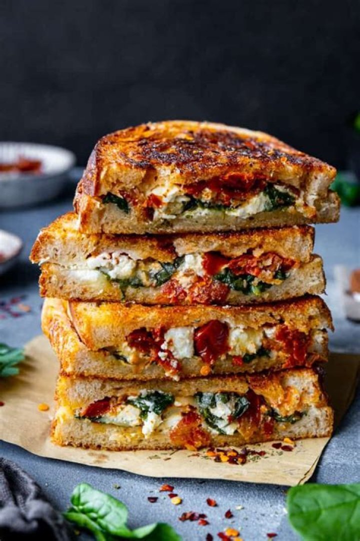 	HEATING UP SANDWICHES WHILE KEEPING YOUR COOL	