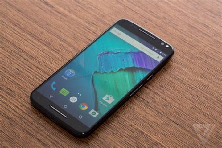 How can I get wireless charging on the Moto X Style/Moto X Pure Edition?