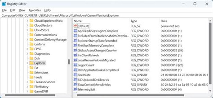 How do I access my registry files in Windows 7?