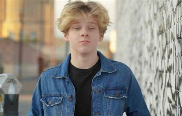 How Old is Lev Cameron? Networth, His Height, College, Wiki.