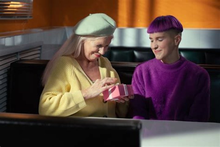 How Older People Can Use an Amazon Echo