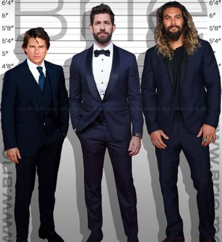 How tall is John Krasinski?