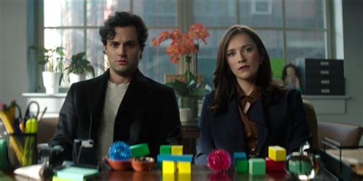 How Tall Is Penn Badgley? ‘You’ Star Gets Crowned As Short King