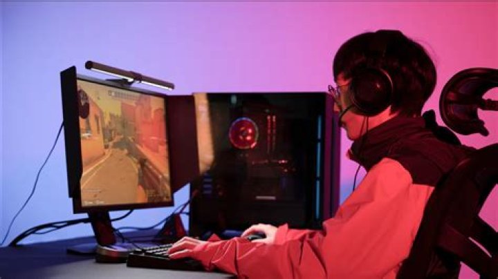 How to Reduce Eye Strain While Playing Video Games