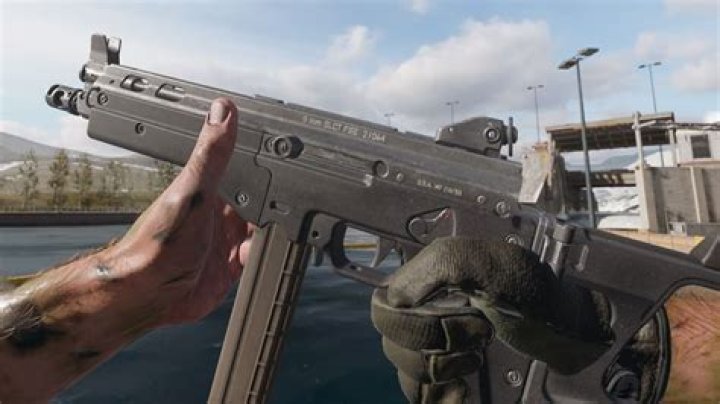 How to Unlock the LC10 SMG in Warzone