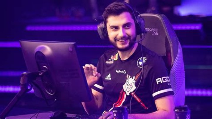 Ibai reveals inquiry for G2 Valorant star mixwell: 