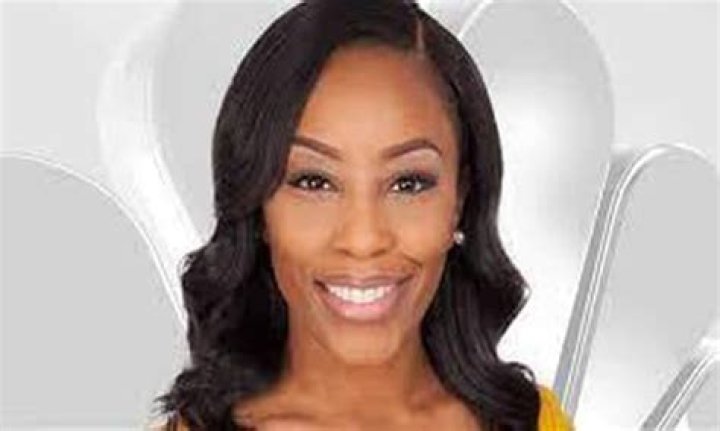 Iisha Scott Bio, Age, Height, Husband, Salary, Net worth, NBC Chicago
