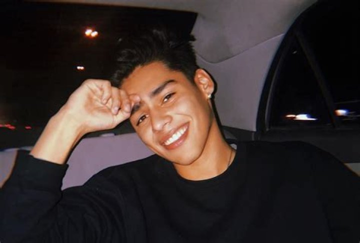 Is Andrew Davilla Gay? Exploring The Rumors And The Truth