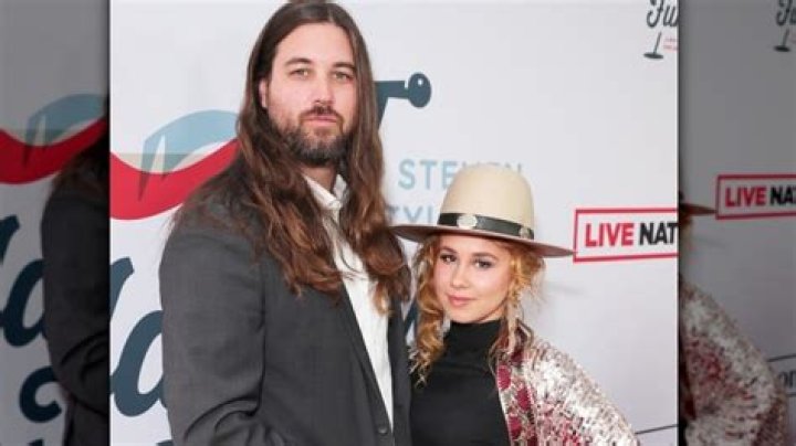 Is Haley Reinhart Married? A Deep Dive Into Her Personal Life And Relationship Status
