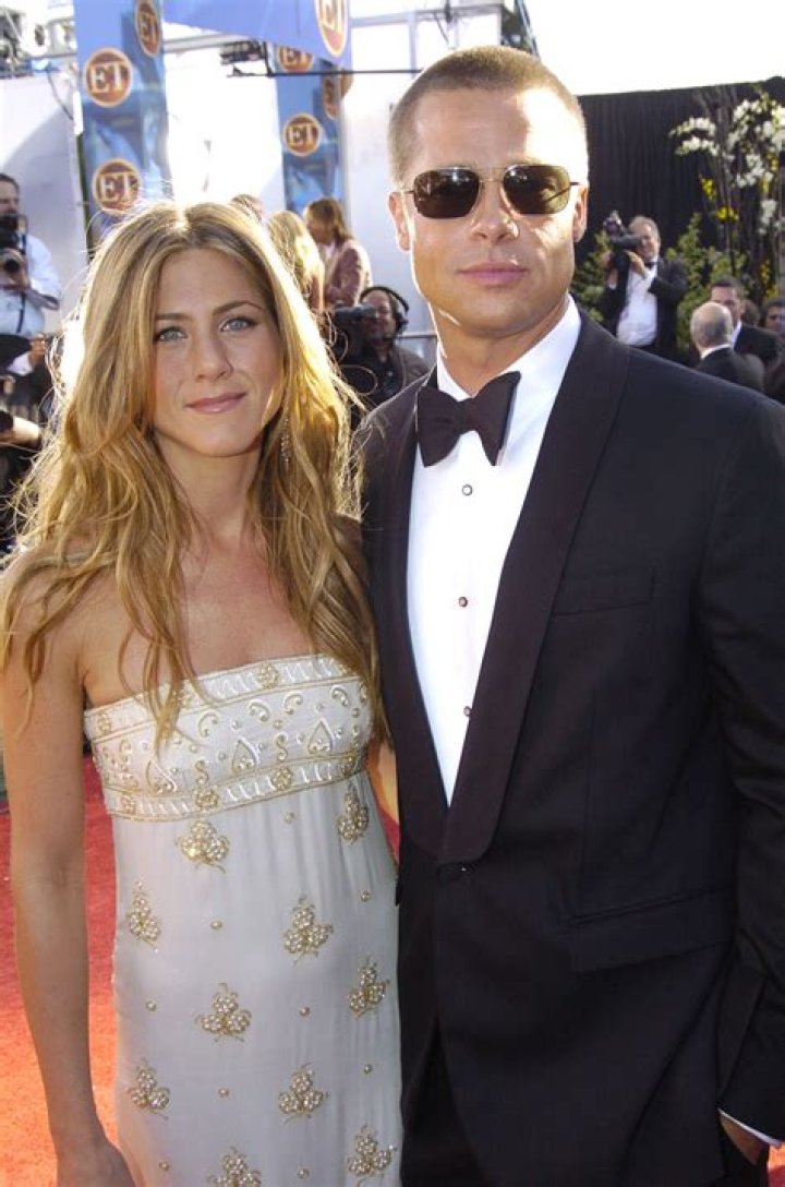 Is Jennifer Aniston Married? A Comprehensive Look At Her Relationship Status
