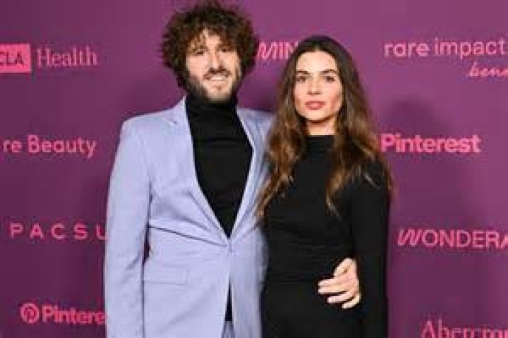 Is Lil Dicky Still single or Married?Who is he dating Currently?Know about his Affairs and Relation