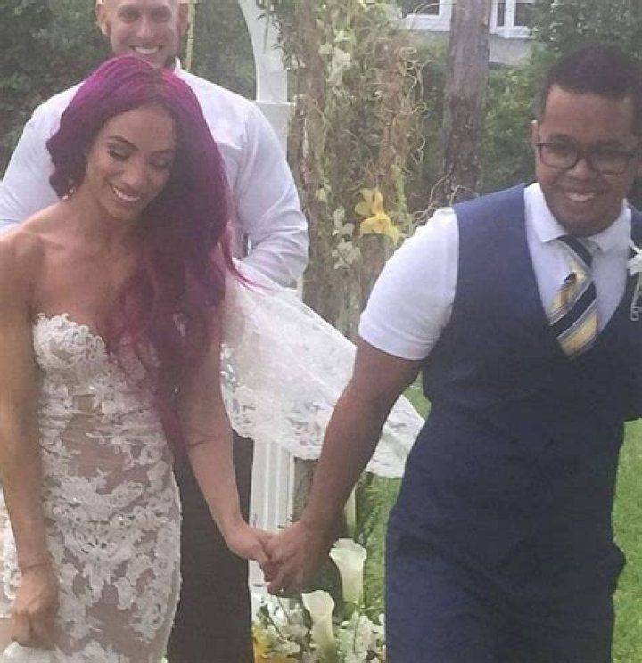 Is Sarath Ton still Sasha Banks' husband?