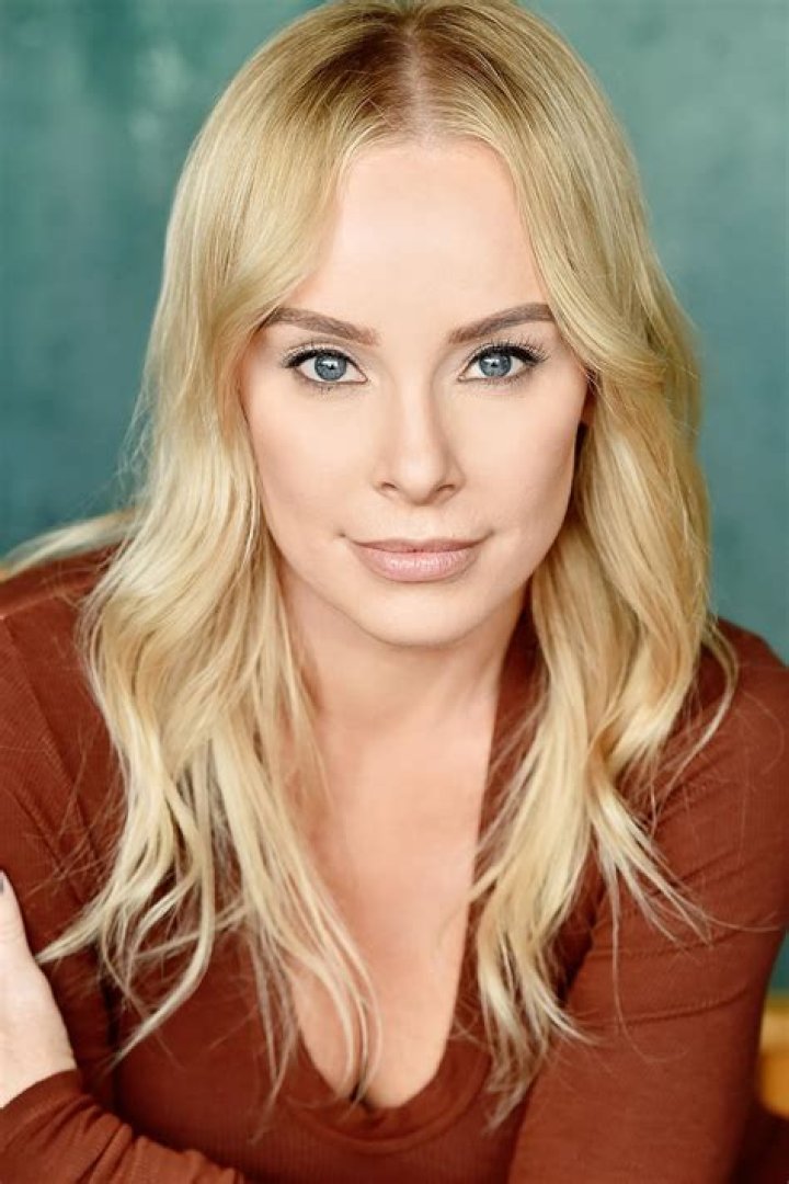 Jaime Bergman Biography
