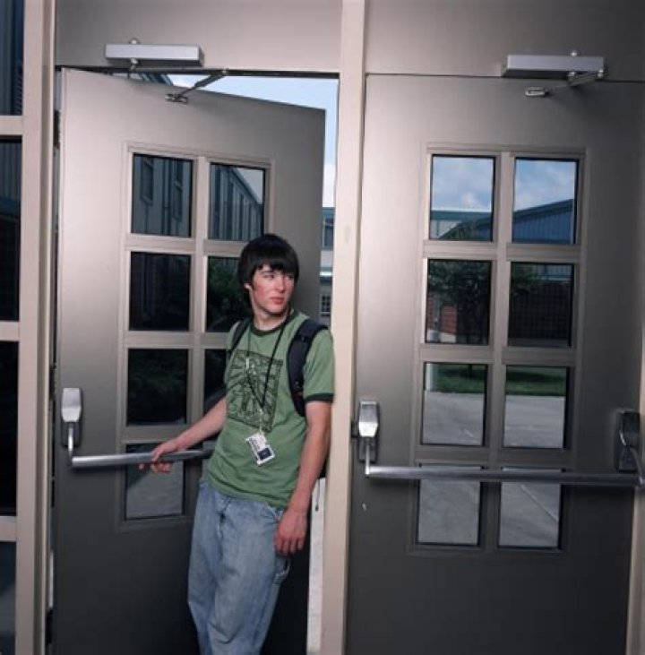 Jake Tusing - FamousFix.com