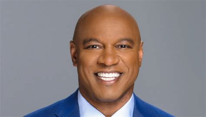 Jarrett Payton Bio, Age, Height, Wife, Salary, Net Worth, WGN News