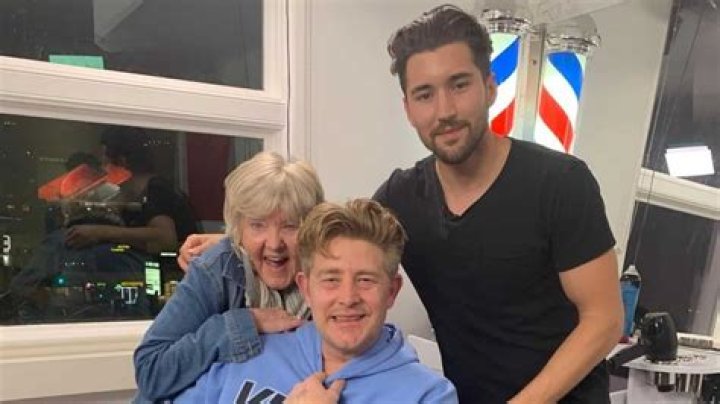 Jason Nash reveals real reason Jeff Wittek was cut from Bryce Hall roast