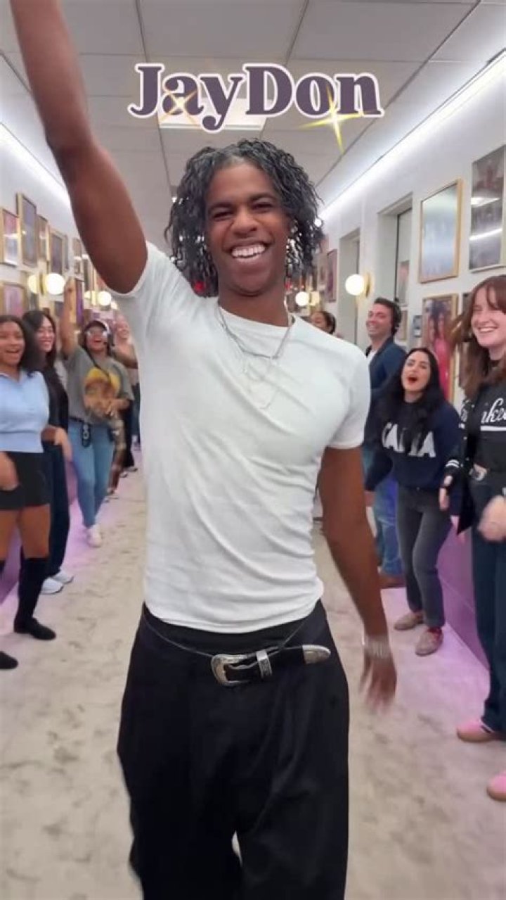 JAYDON MCCRARY CAN SING AND HE ACTS TOO!