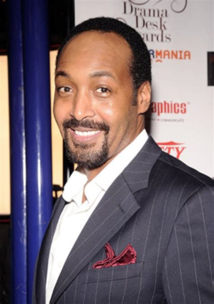 Jesse L. Martin Biography