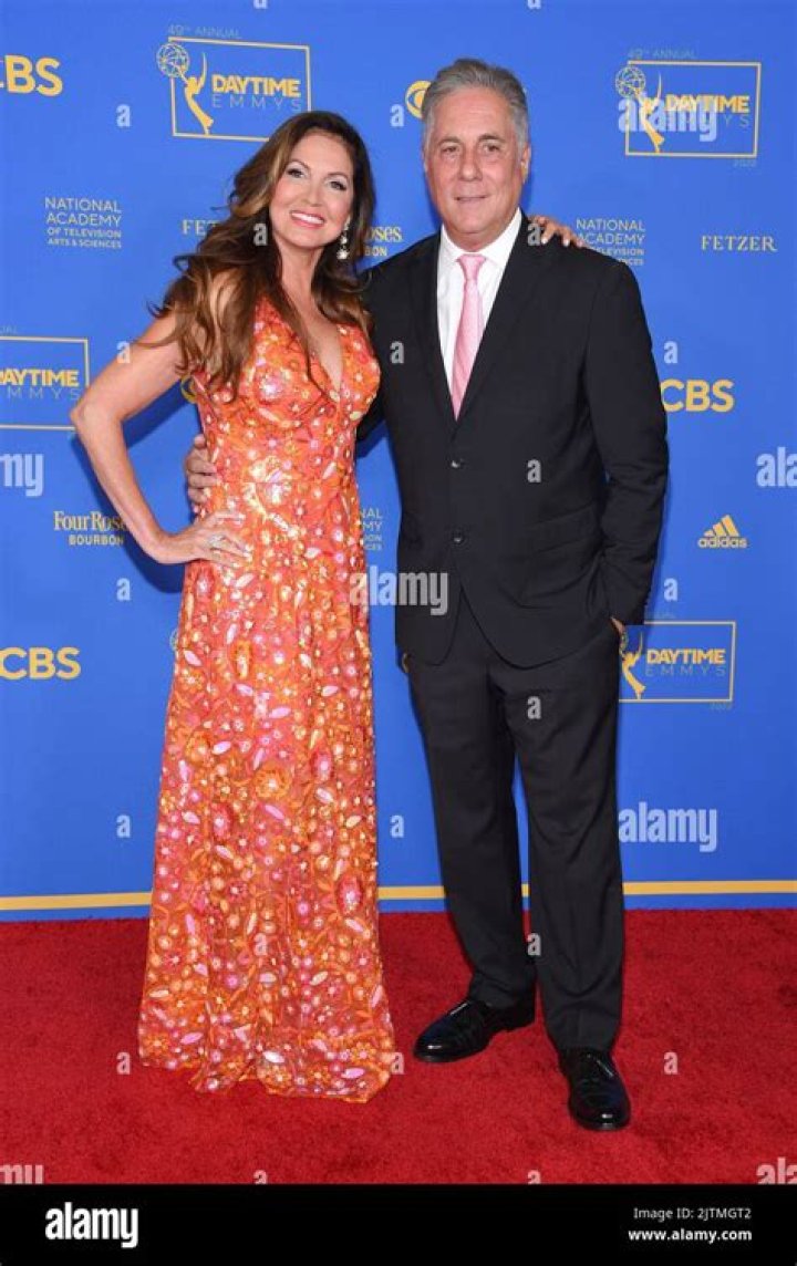 Jim Moret Bio, Age, Height, Wife, Salary, Net Worth Inside Edition