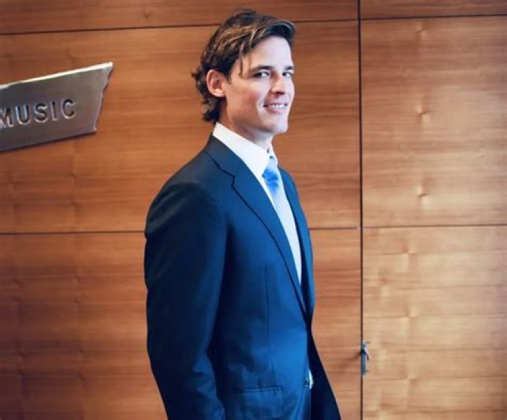Joshua Gruss Net Worth | Bio, Family, Address, Career