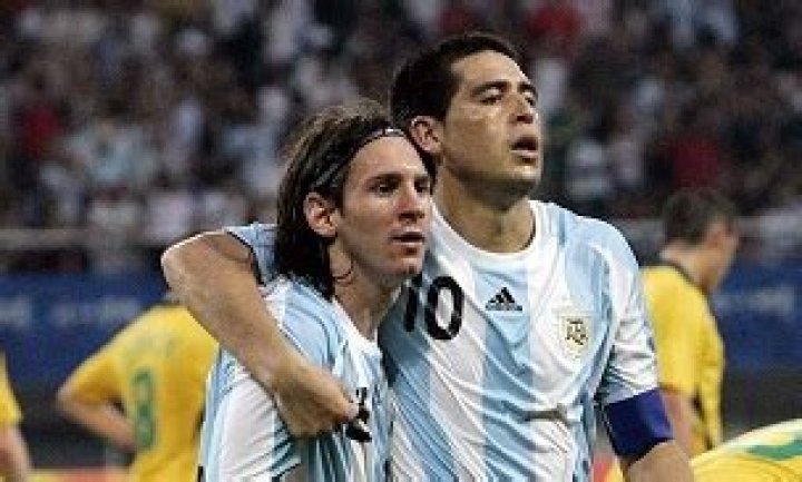 Juan RIQUELME: “Let’s hope MESSI doesn’t get injured.”