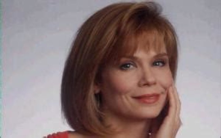 Julia Barr Net Worth 2024: Earnings, Investments and Financial Growth