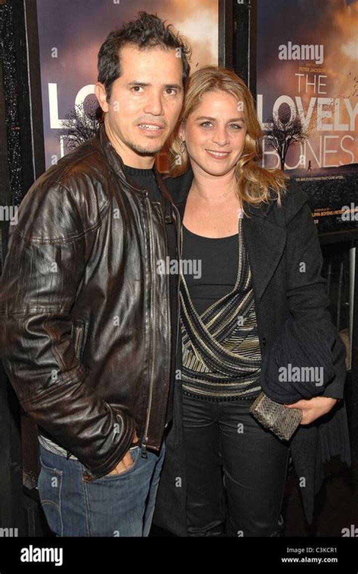 Justine Maurer: Everything About John Leguizamo's Wife