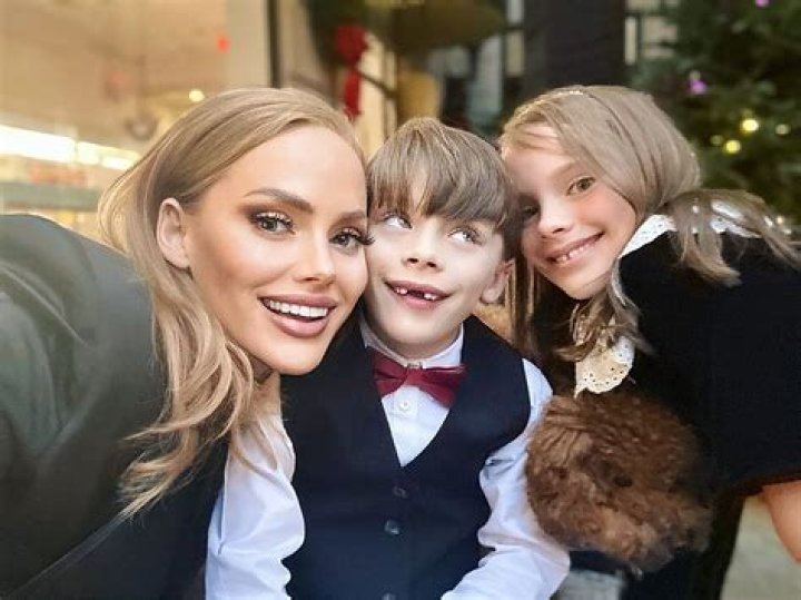 Kathryn Dennis (Southern Charm) Bio, Age, Height, Boyfriend, Net worth