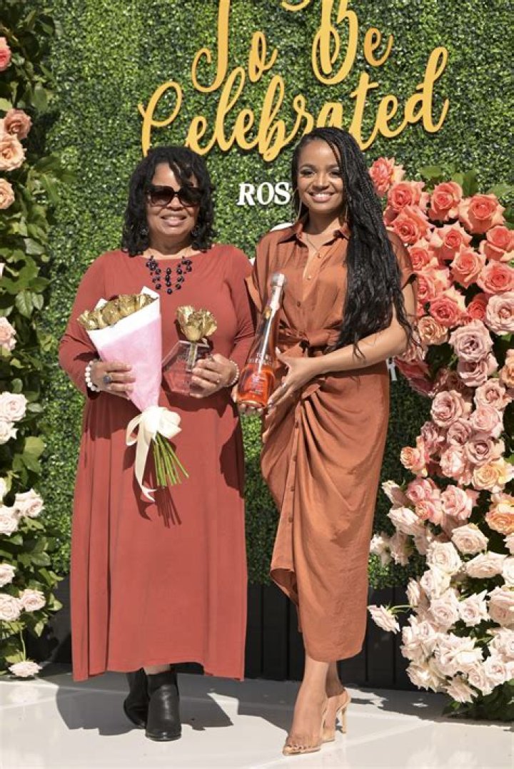 Kecia Pratt Mccullar, Kyla Pratt's mother