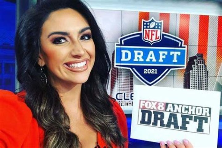 Kristi Capel Biography