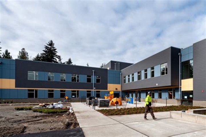 Lake Grove Elementary School - Federal Way