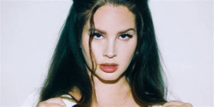 	Lana Del Rey returns to South Florida, where it all began	