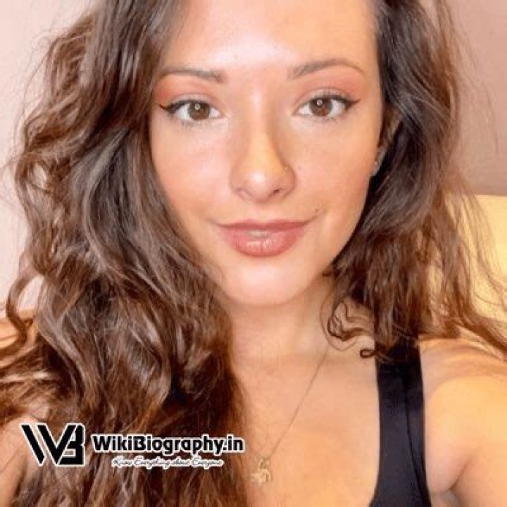 Layah Heilpern: Wiki, Bio Age, Height, Parents, Husband, Net Worth