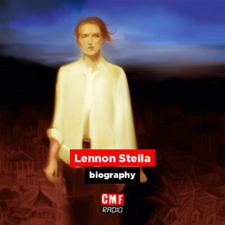 Lennon Stella Biography