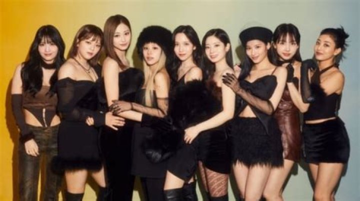 Lirik Lagu Dance Again, Singel Baru dari TWICE