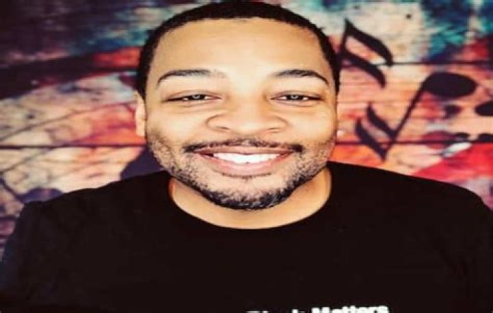 Loren Dawson Net Worth | Bio, Family, Address, Career