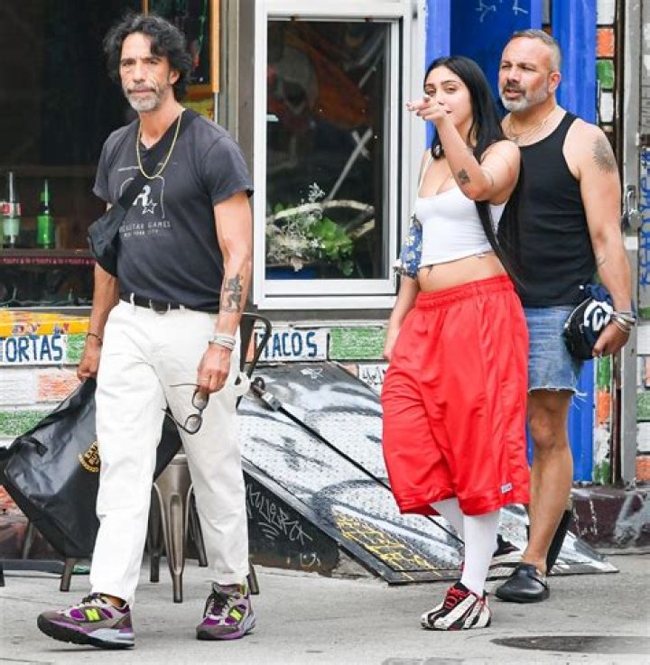 Lourdes Leon Wiki, Age, Father, Siblings, Net Worth, College【 Hot 】