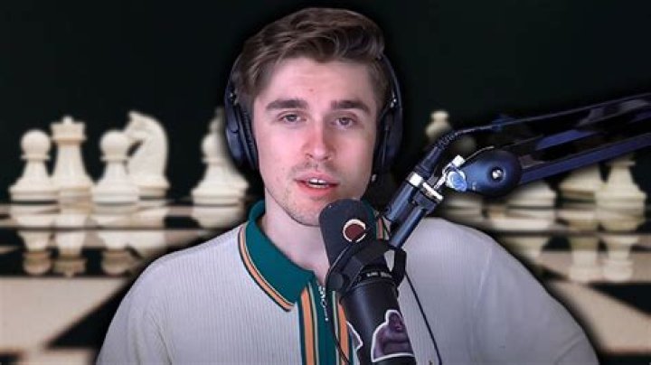 Ludwig issues hilarious chess challenge to viewer who mocked him for losing match