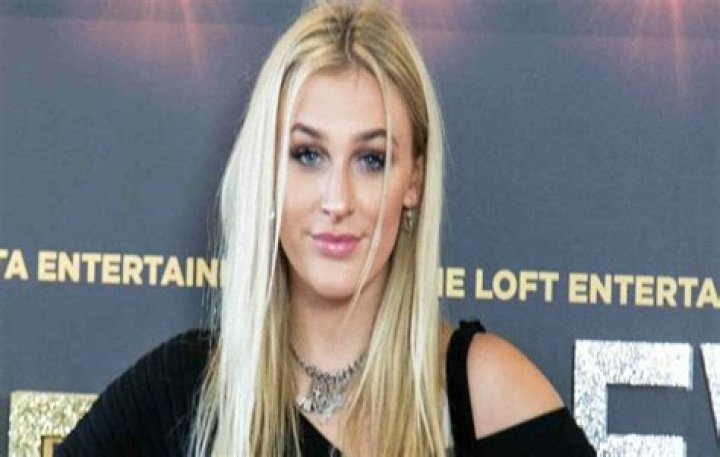 Madi Monroe: Wiki, Bio, Age, Height, Boyfriend, Tiktok, Full Name, Mom